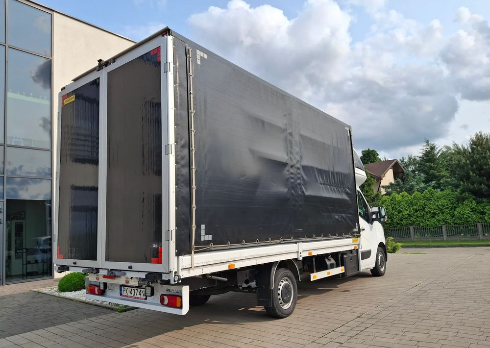 Renault Master - Curtain side van: picture 4 Renault Master - Curtain side van: picture 4