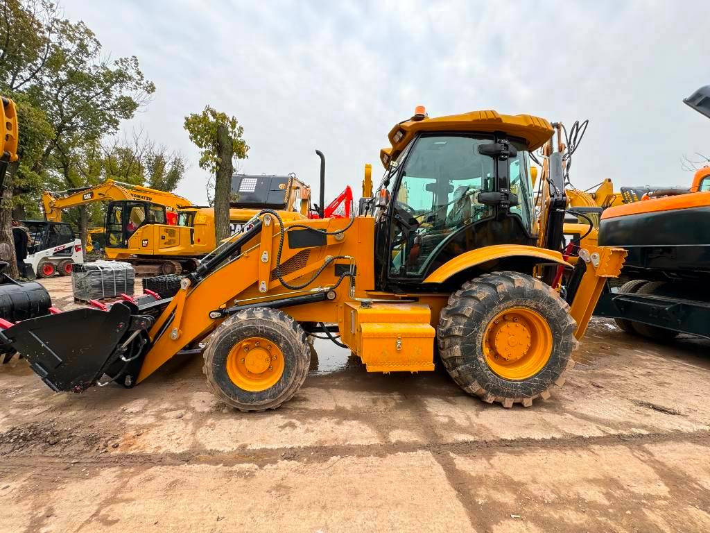 CAT 100% new CAT 420 F - Backhoe loader: picture 1 CAT 100% new CAT 420 F - Backhoe loader: picture 1