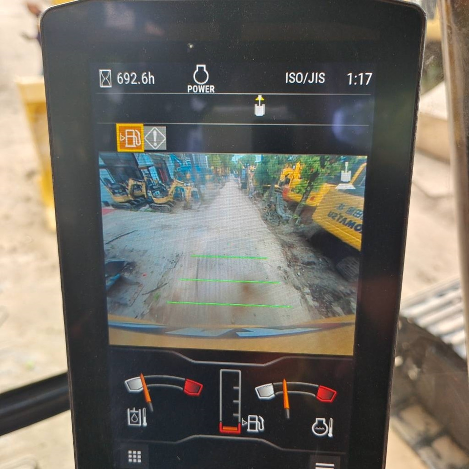 Crawler excavator CAT 320 GC: picture 29