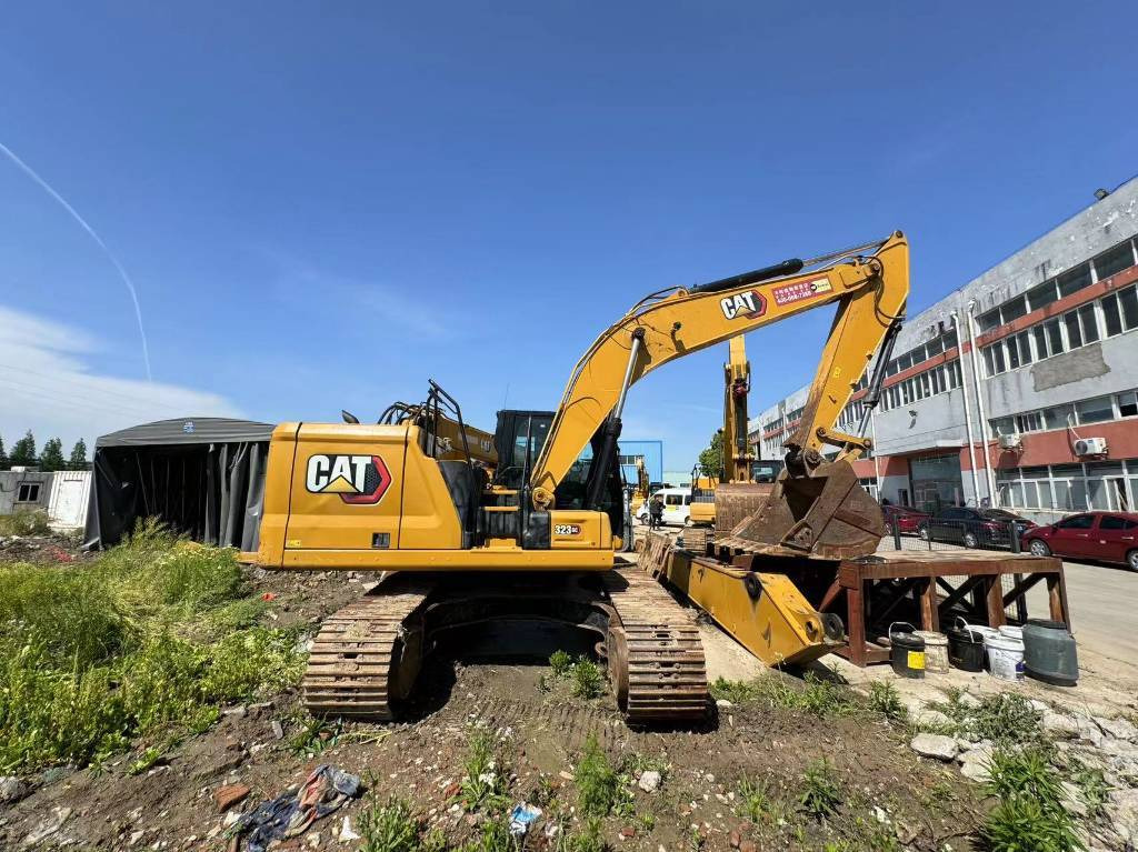 CAT 323GC - Crawler excavator: picture 1 CAT 323GC - Crawler excavator: picture 1