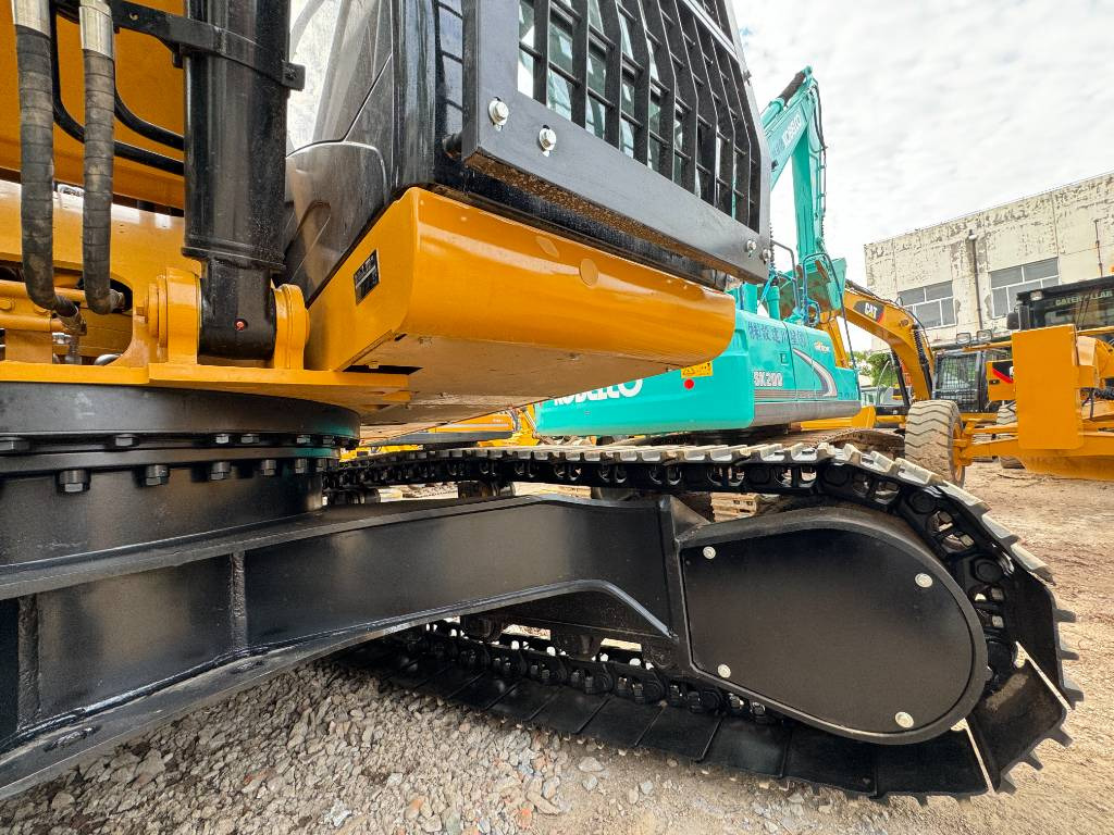 Crawler excavator CAT 324 D2 L: picture 17