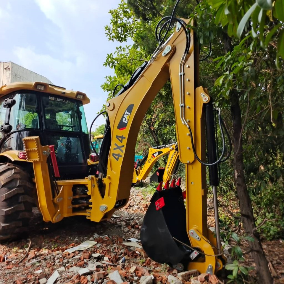 CAT 420F Brand New Machine - Crawler excavator: picture 3 CAT 420F Brand New Machine - Crawler excavator: picture 3