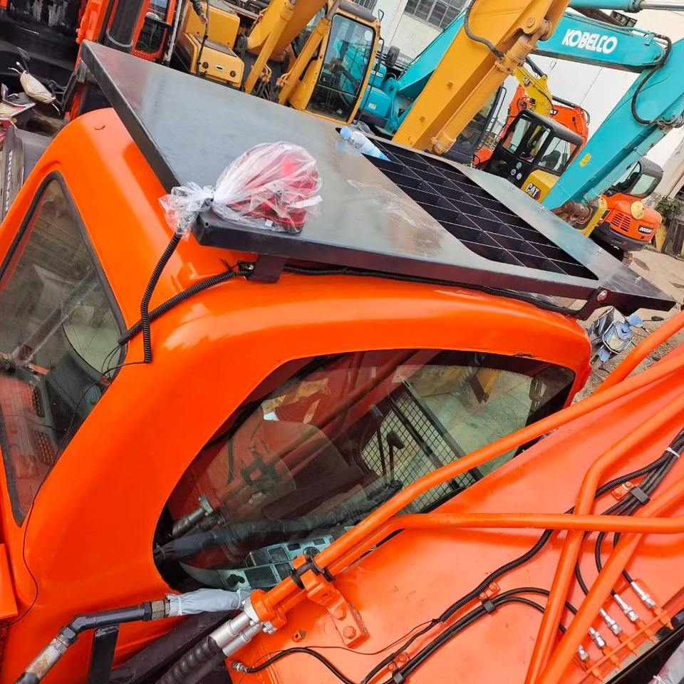 Doosan DX 300 - Crawler excavator: picture 5 Doosan DX 300 - Crawler excavator: picture 5