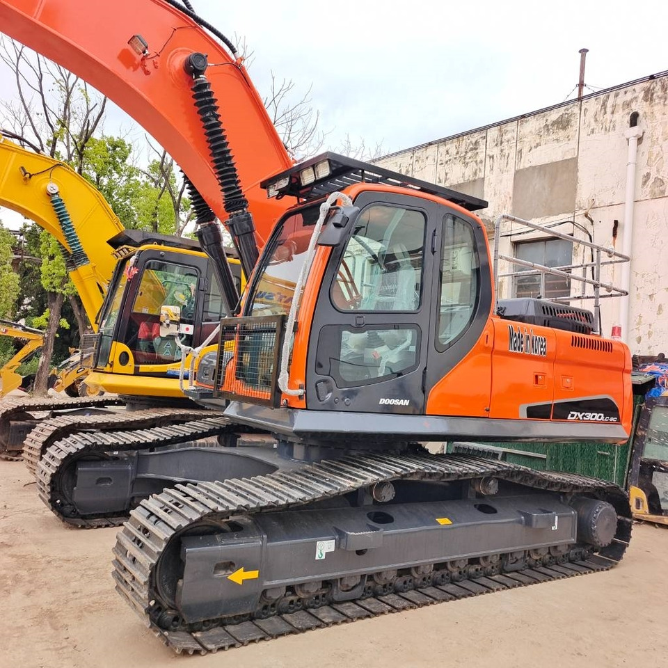 Doosan DX 300 - Crawler excavator: picture 5 Doosan DX 300 - Crawler excavator: picture 5