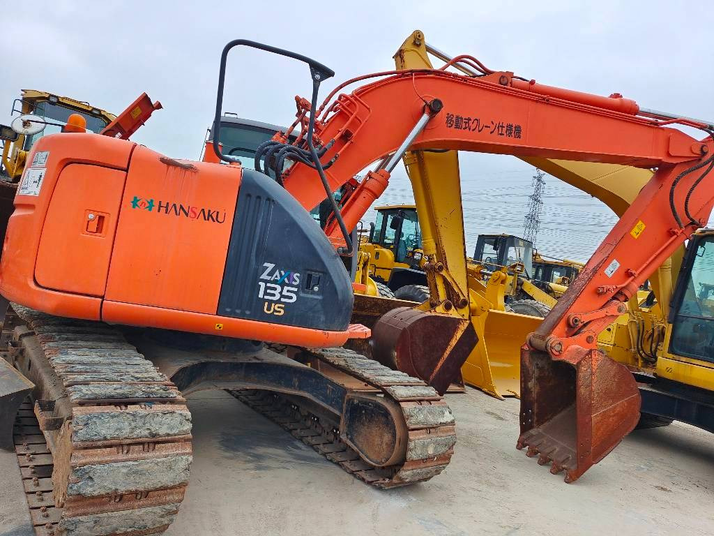 Hitachi ZX 135 US - Crawler excavator: picture 1 Hitachi ZX 135 US - Crawler excavator: picture 1