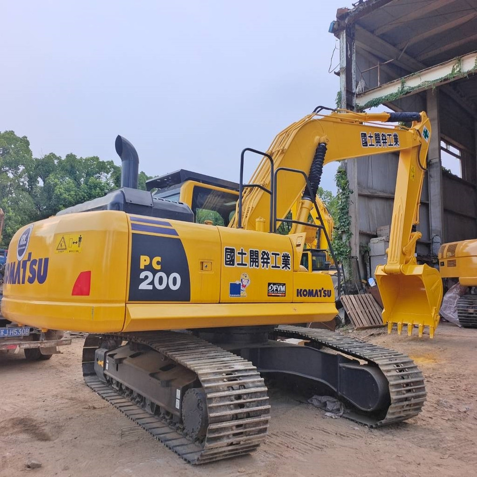 Komatsu PC 200 - Crawler excavator: picture 4 Komatsu PC 200 - Crawler excavator: picture 4