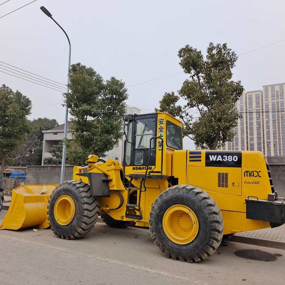 Komatsu WA 380 - Crawler excavator: picture 3 Komatsu WA 380 - Crawler excavator: picture 3