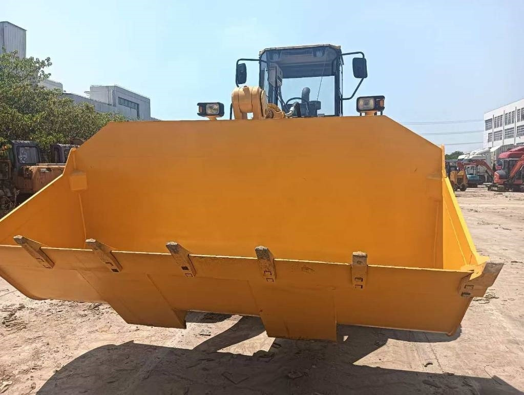 Komatsu WA 470-3 - Wheel loader: picture 5 Komatsu WA 470-3 - Wheel loader: picture 5