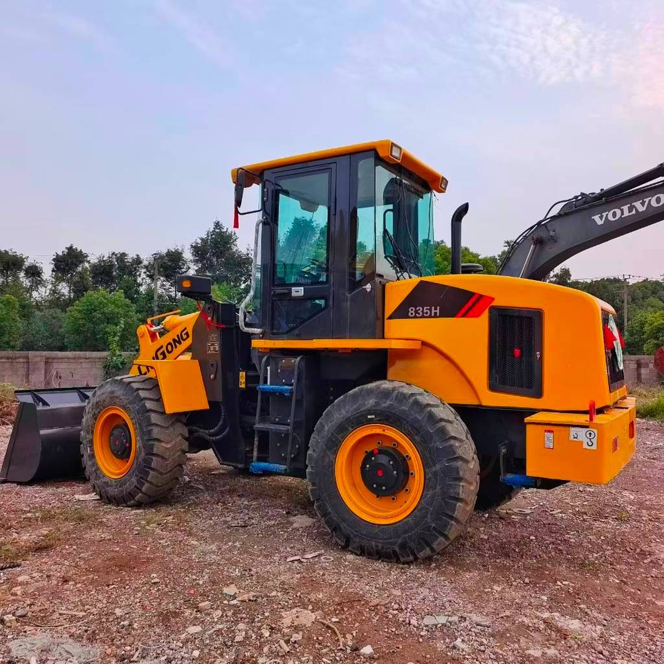 LiuGong 835 H - Wheel loader: picture 3 LiuGong 835 H - Wheel loader: picture 3