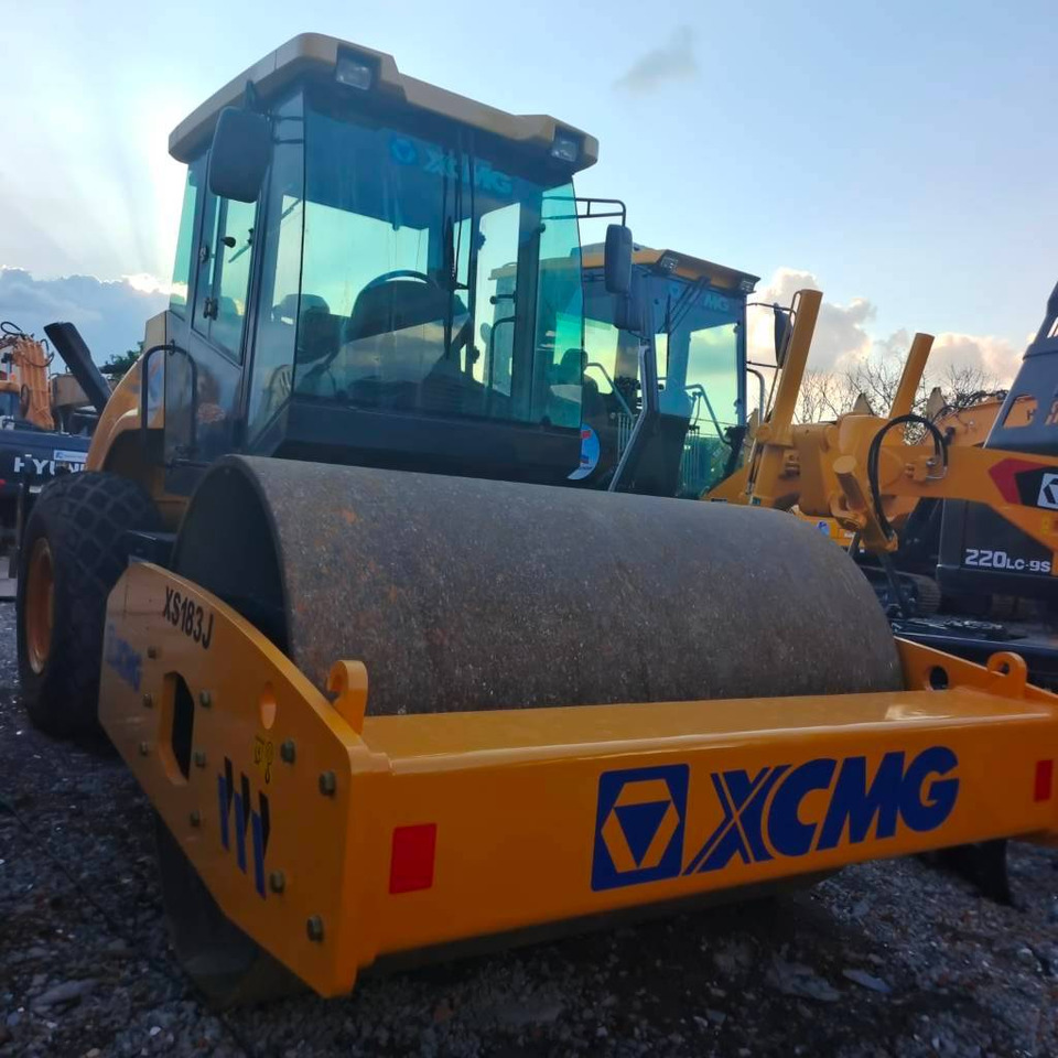 XCMG XS 183 J - Compactor: picture 4 XCMG XS 183 J - Compactor: picture 4