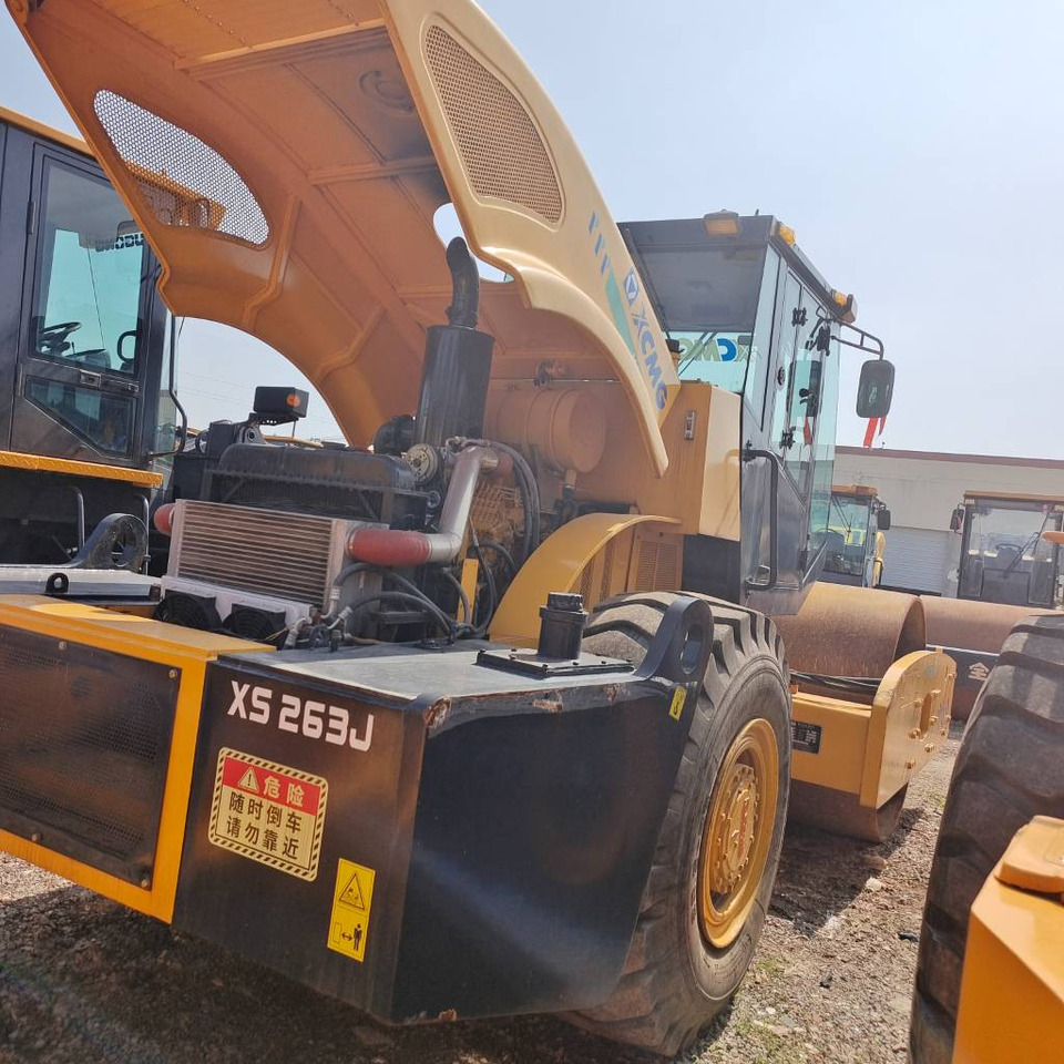 XCMG XS263J - Compactor: picture 5 XCMG XS263J - Compactor: picture 5
