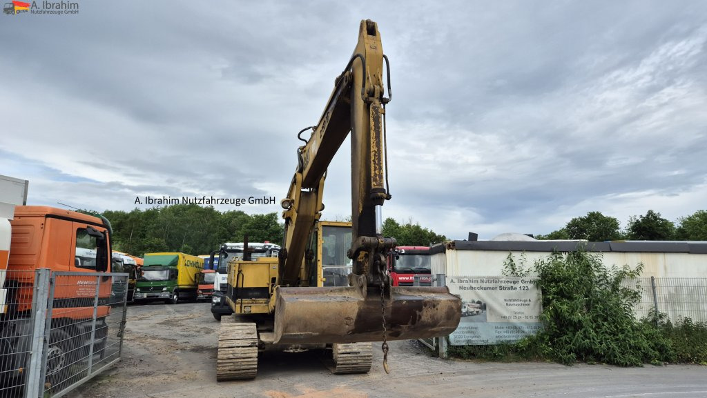 Crawler excavator CAT 215 DLC Zustand normal, Hydraulik trocken: picture 10