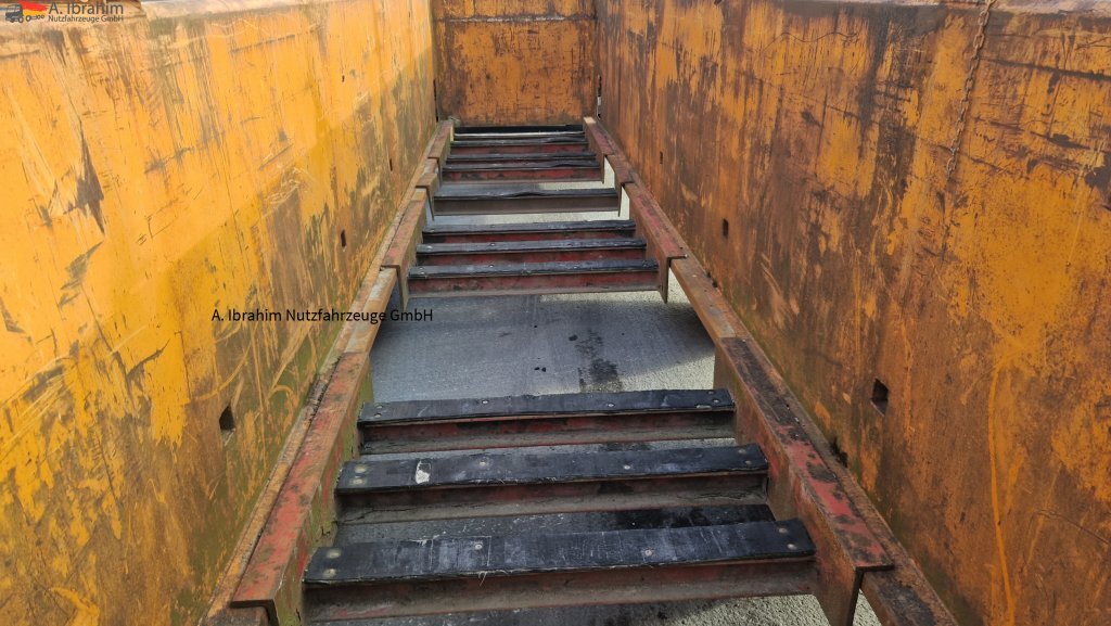 Langendorf SGL Innenlader Innenlader - Low loader semi-trailer: picture 3 Langendorf SGL Innenlader Innenlader - Low loader semi-trailer: picture 3