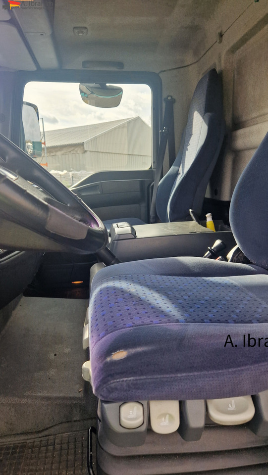 MAN 8.180 Thermokingkühlung - 30 ° sauber, 3. Gang kratzt, voll fahrbereit on lease MAN 8.180 Thermokingkühlung - 30 ° sauber, 3. Gang kratzt, voll fahrbereit: picture 7 MAN 8.180 Thermokingkühlung - 30 ° sauber, 3. Gang kratzt, voll fahrbereit on lease MAN 8.180 Thermokingkühlung - 30 ° sauber, 3. Gang kratzt, voll fahrbereit: picture 7