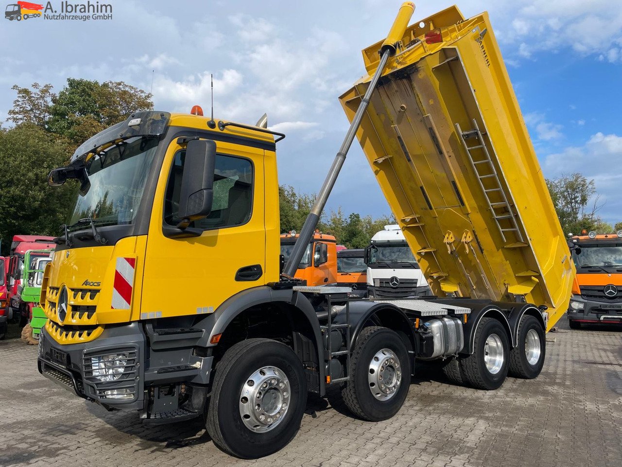 Mercedes-Benz AROCS 4143 8x4 Carnehl Kipper 20 m³ - Tipper: picture 1 Mercedes-Benz AROCS 4143 8x4 Carnehl Kipper 20 m³ - Tipper: picture 1