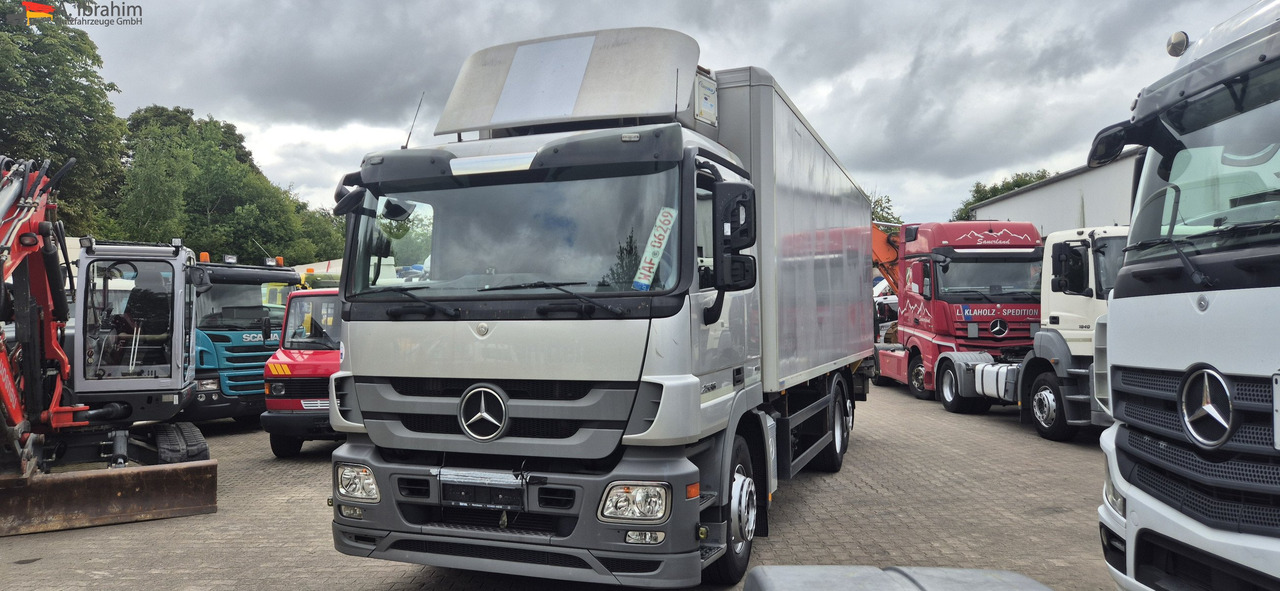 Mercedes-Benz DB 2536, 7,50 m Koffer LBW, Kamera, Carrier 850 Liftachse, mp3 - Refrigerator truck: picture 1 Mercedes-Benz DB 2536, 7,50 m Koffer LBW, Kamera, Carrier 850 Liftachse, mp3 - Refrigerator truck: picture 1