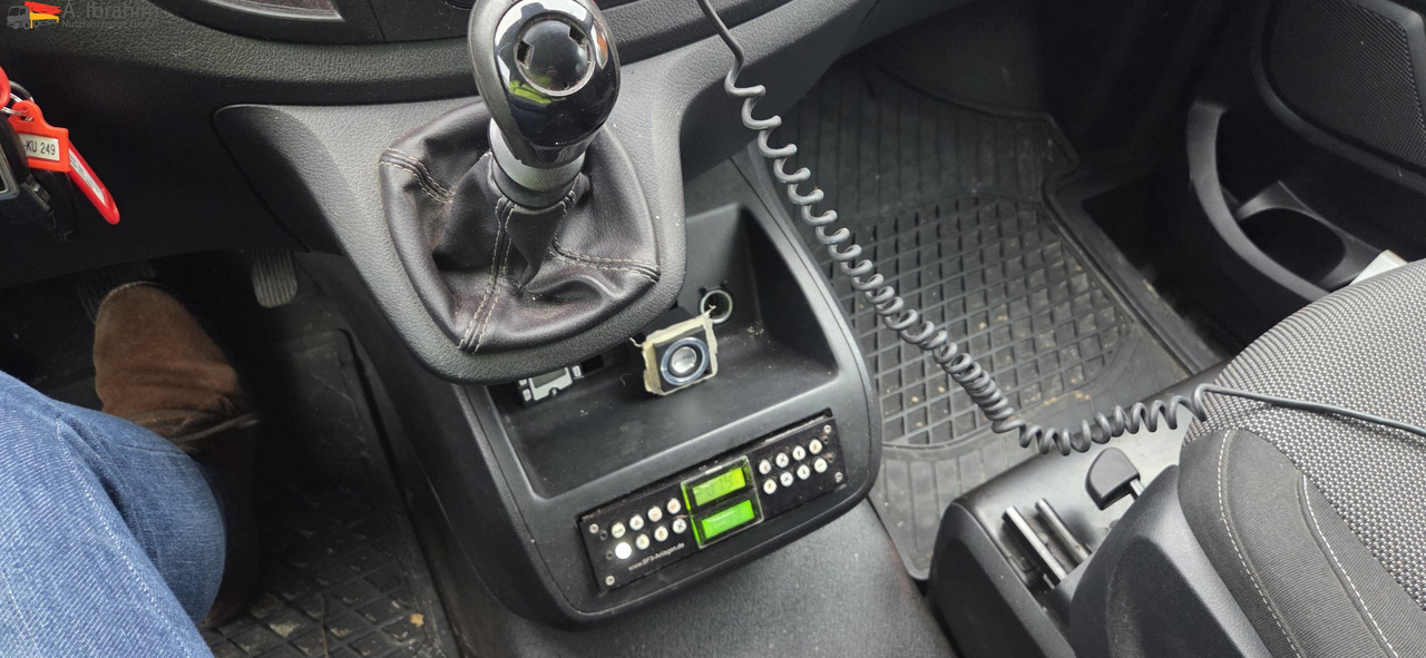 Mercedes-Benz Vito Tourer BF 3-GST Zeichen Anlage 3050 kg zzGw - Vending truck: picture 3 Mercedes-Benz Vito Tourer BF 3-GST Zeichen Anlage 3050 kg zzGw - Vending truck: picture 3