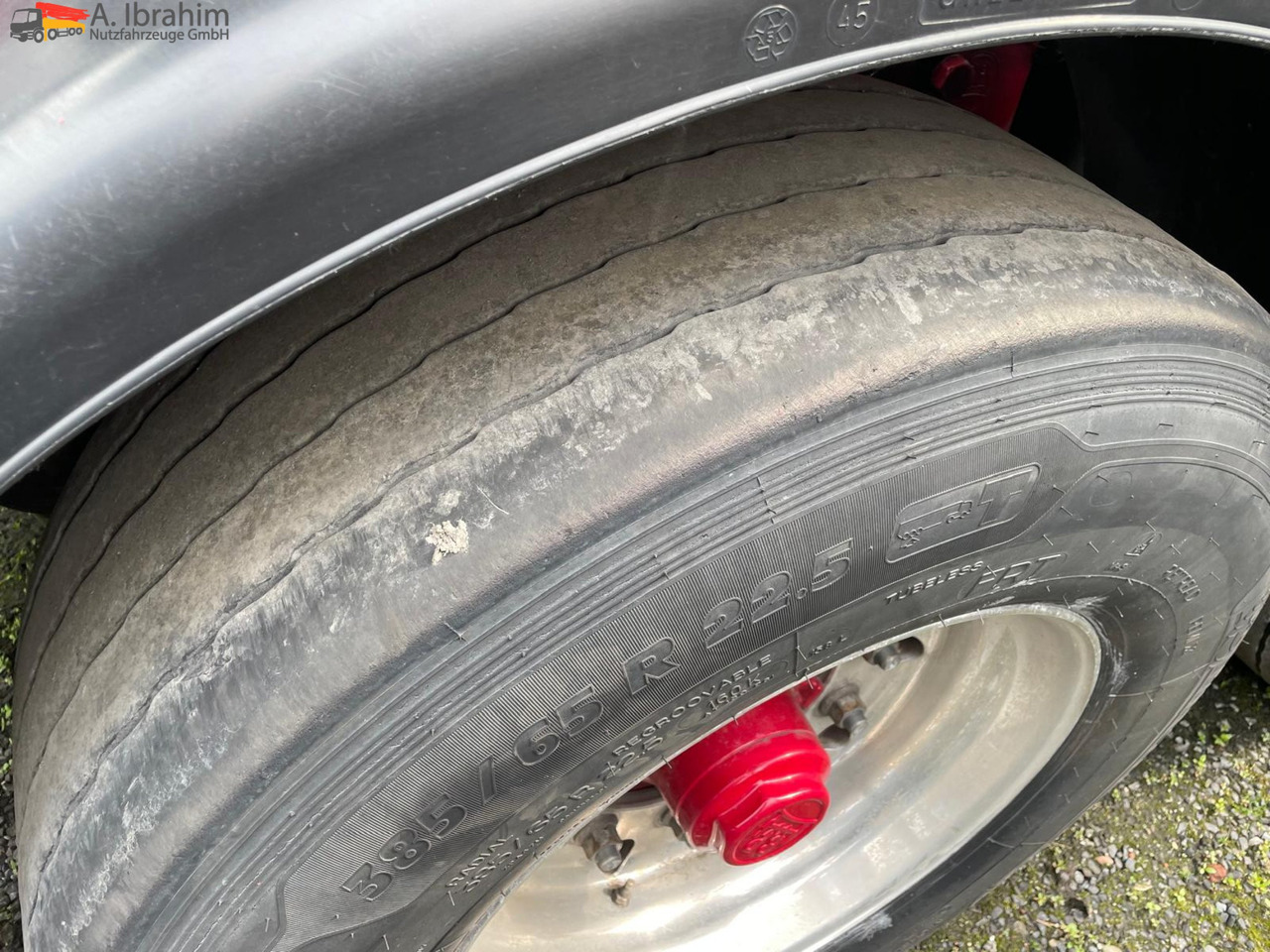 O.M.E.P.S Unfall, voll fahrbereit 35 cbm - Silo semi-trailer: picture 5 O.M.E.P.S Unfall, voll fahrbereit 35 cbm - Silo semi-trailer: picture 5