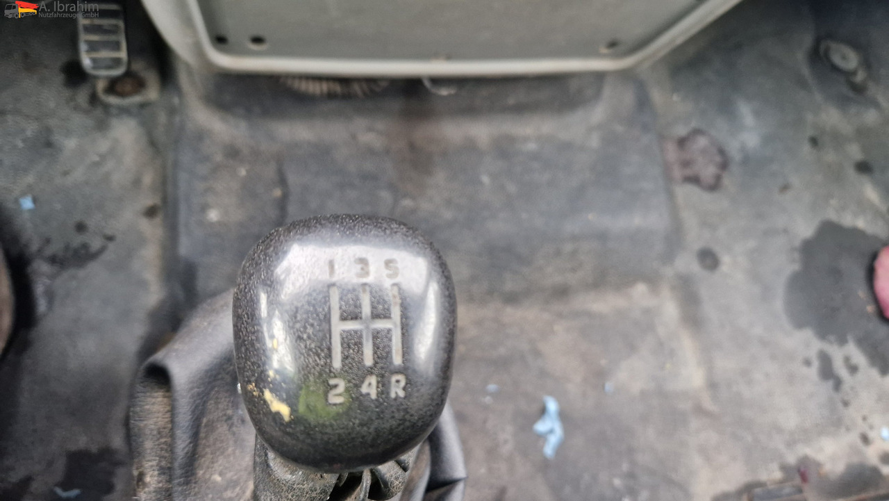 Panel van Renault 52AF, zwillingsbereift 2.8 nicht neu, aber läuft,: picture 6