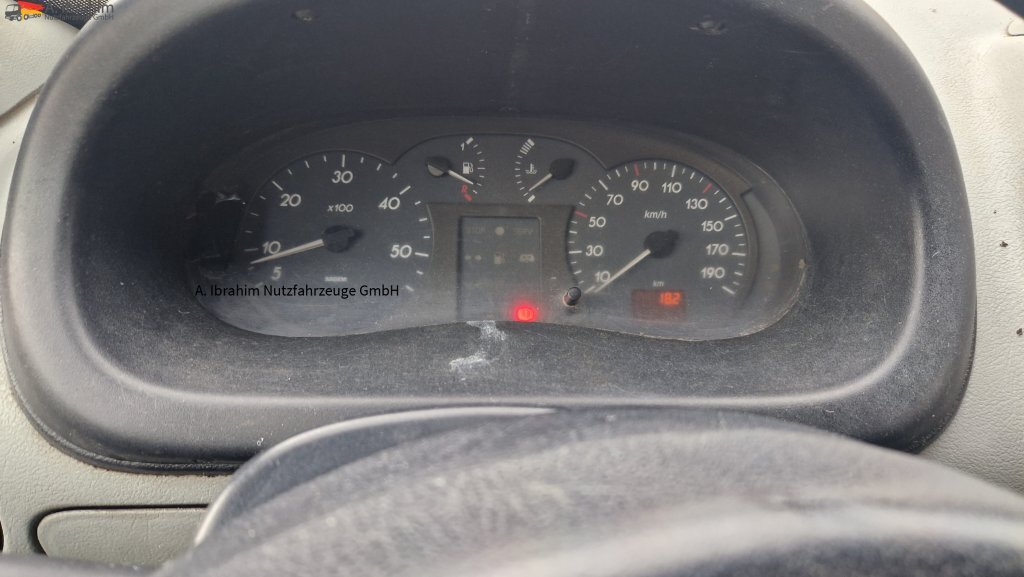 Renault 52AF, zwillingsbereift 2.8 nicht neu, aber läuft, - Panel van: picture 2 Renault 52AF, zwillingsbereift 2.8 nicht neu, aber läuft, - Panel van: picture 2
