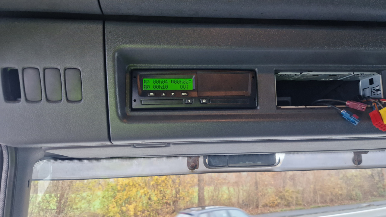 Scania P380 VDL Haken Lenk-Liftachse - Hook lift truck: picture 2 Scania P380 VDL Haken Lenk-Liftachse - Hook lift truck: picture 2