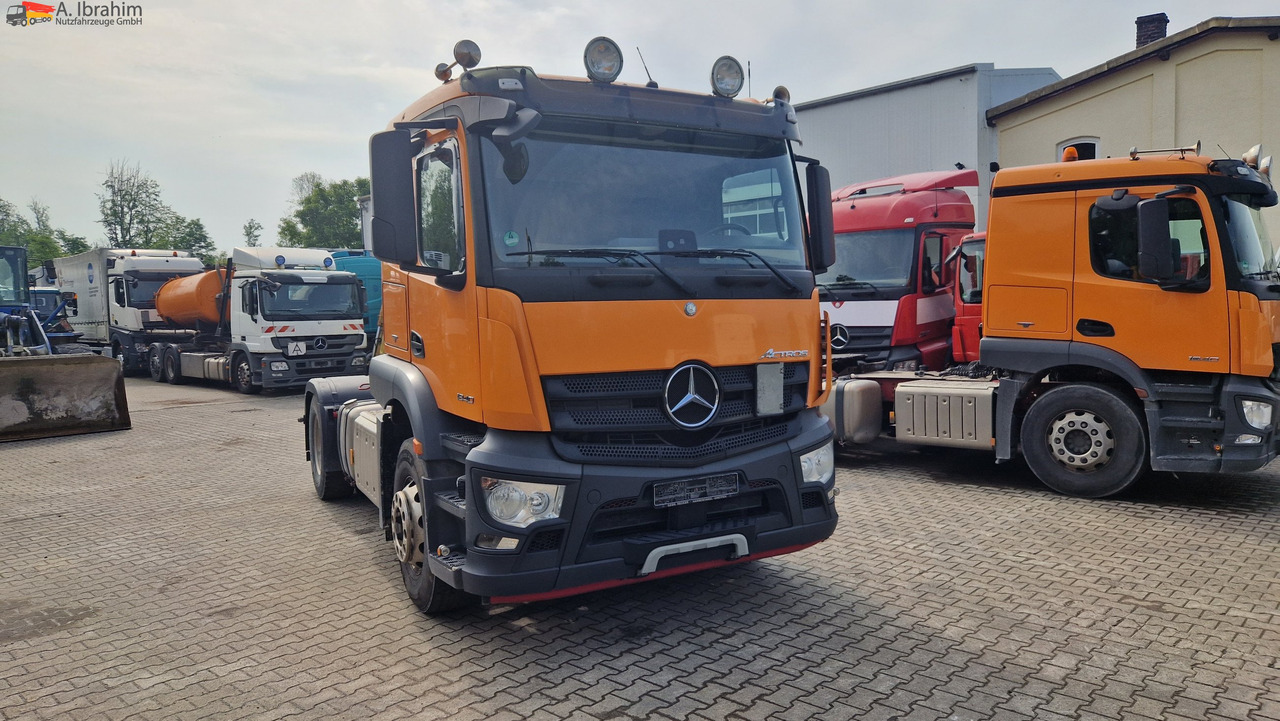 Tractor unit Mercedes-Benz 1840 3x 1840, 2x 1846: picture 10