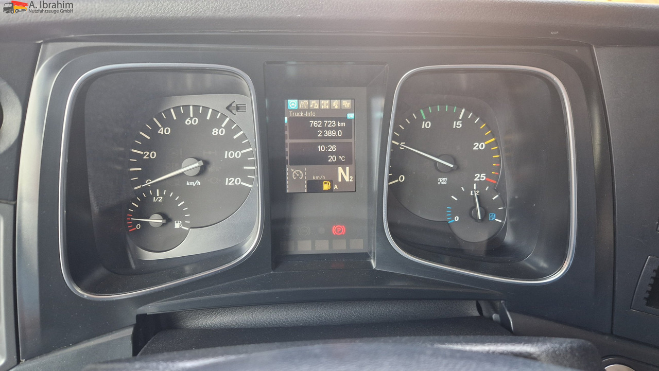 Tractor unit Mercedes-Benz 1840 3x 1840, 2x 1846: picture 15