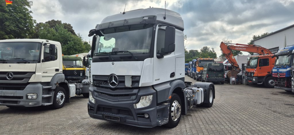 Mercedes-Benz 1840 Kipp- Schubbodenhydraulik - Tractor unit: picture 1 Mercedes-Benz 1840 Kipp- Schubbodenhydraulik - Tractor unit: picture 1