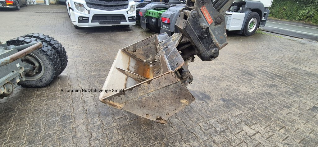 Wacker Neuson 6503 E05-07 hydr. Schnellwechsler mit Oilquick - Wheel excavator: picture 3 Wacker Neuson 6503 E05-07 hydr. Schnellwechsler mit Oilquick - Wheel excavator: picture 3