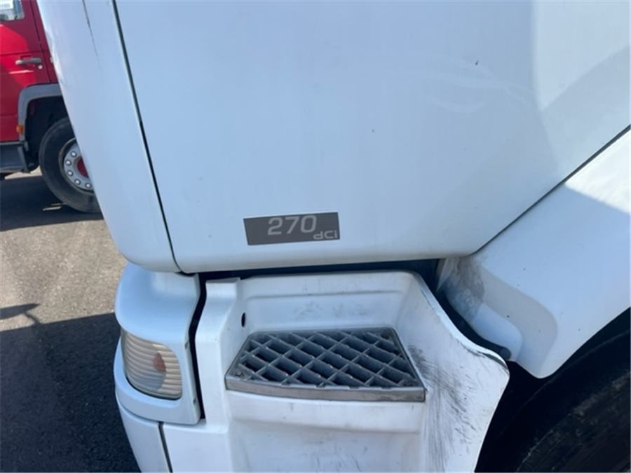 Cab chassis truck Renault HM 270.18: picture 11 Cab chassis truck Renault HM 270.18: picture 11