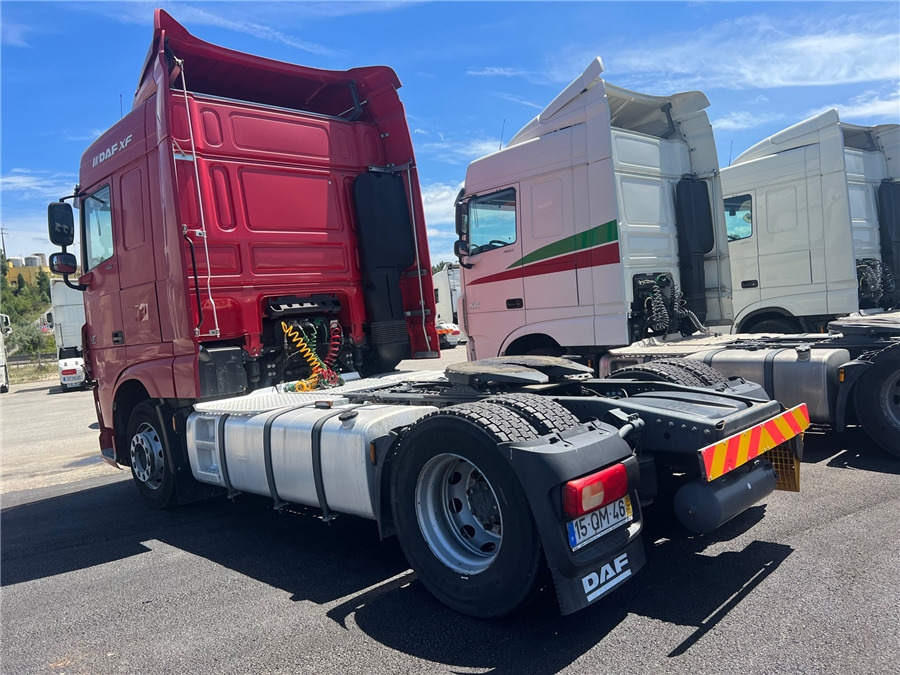 DAF XF 105 460 - Tractor unit: picture 4 DAF XF 105 460 - Tractor unit: picture 4