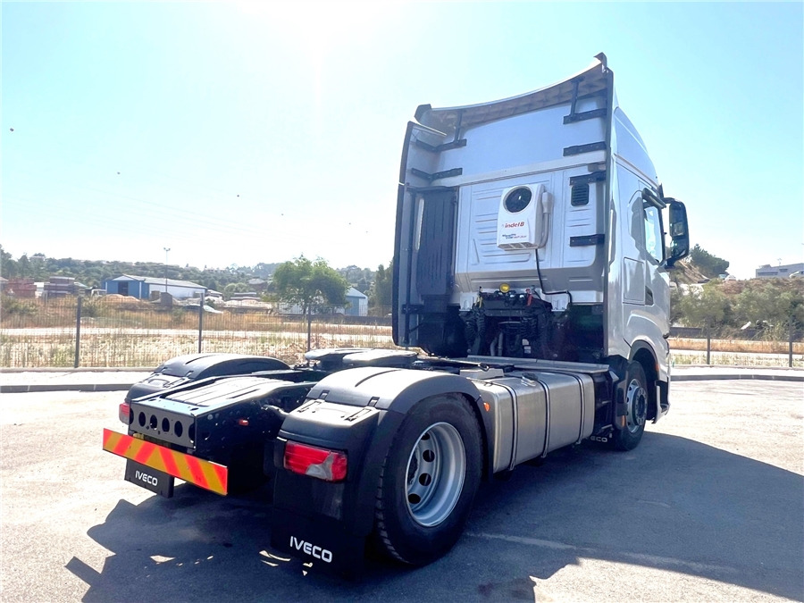 Iveco S-WAY 500 - Tractor unit: picture 4 Iveco S-WAY 500 - Tractor unit: picture 4