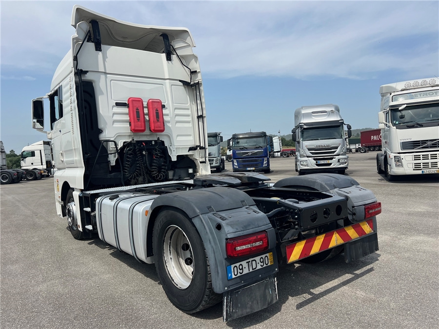 Tractor unit MAN TGX 18.460: picture 6