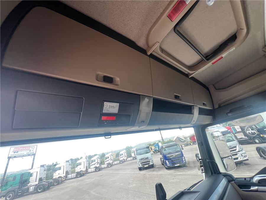 Tractor unit MAN TGX 18.460: picture 19