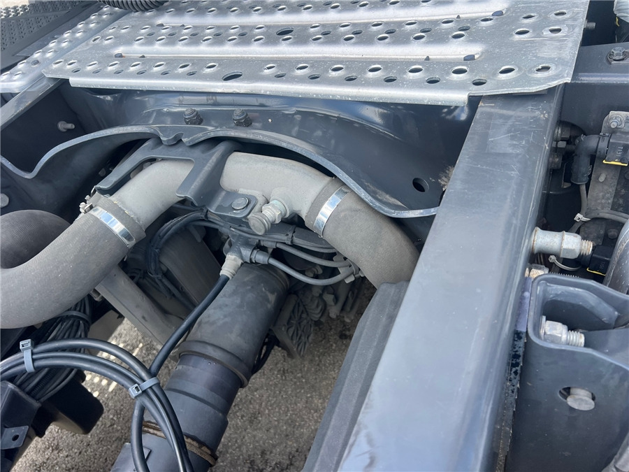 Tractor unit Scania R450 / RETARDER: picture 18