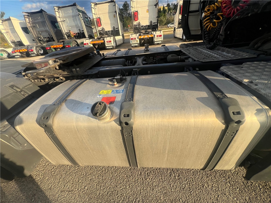 Tractor unit Scania R450 / RETARDER: picture 8