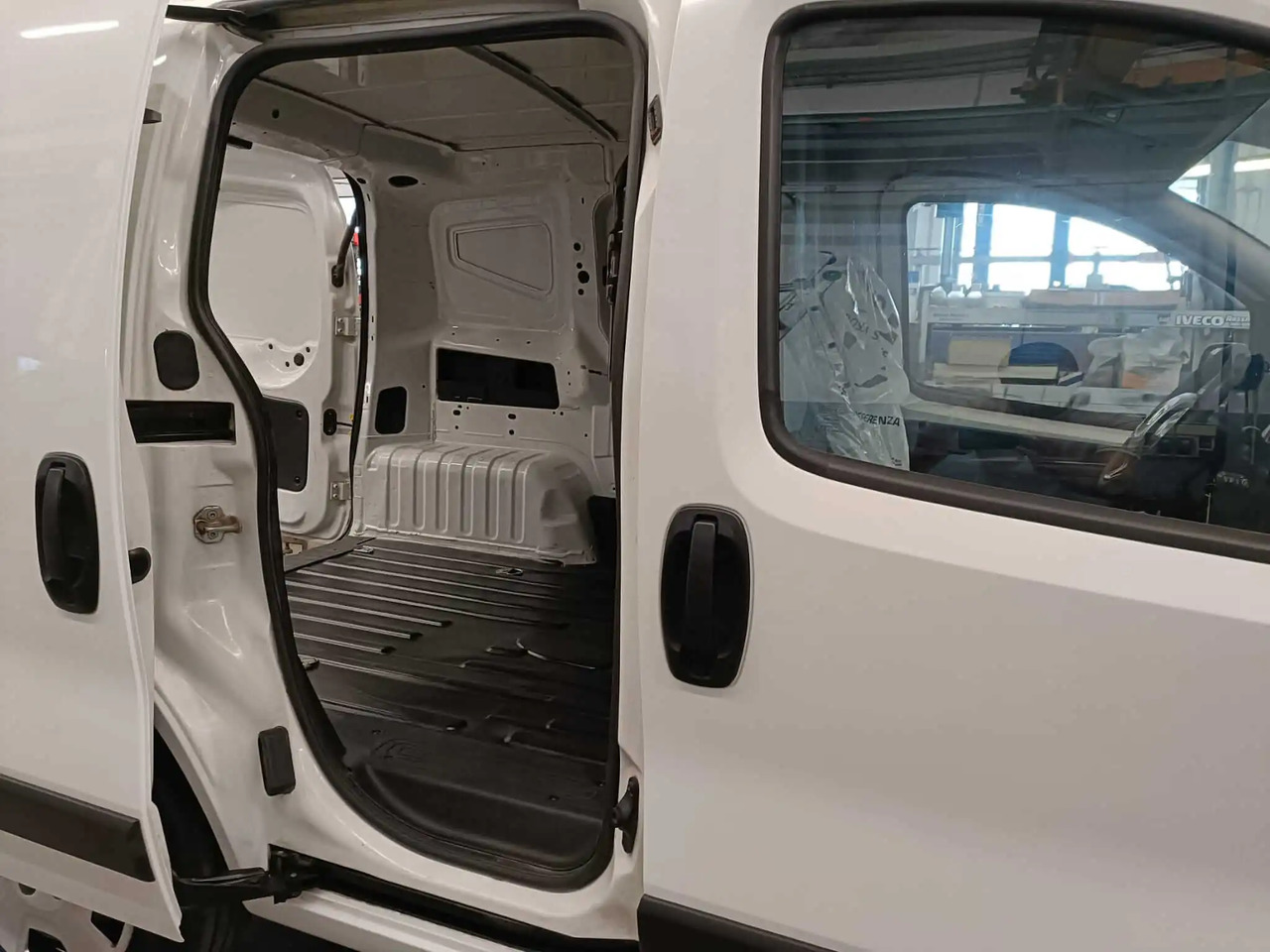 FIAT FIORINO SX - Panel van: picture 5 FIAT FIORINO SX - Panel van: picture 5