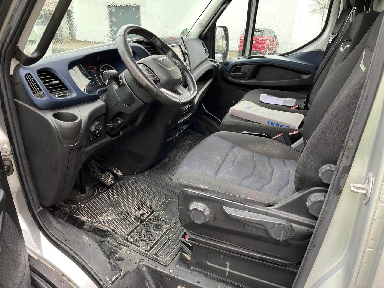 IVECO DAILY 35C18P FURGONE STANDARD - Panel van: picture 4 IVECO DAILY 35C18P FURGONE STANDARD - Panel van: picture 4