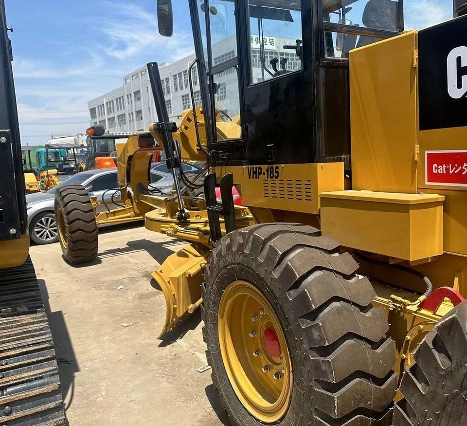 Caterpillar 140H - Grader: picture 4 Caterpillar 140H - Grader: picture 4