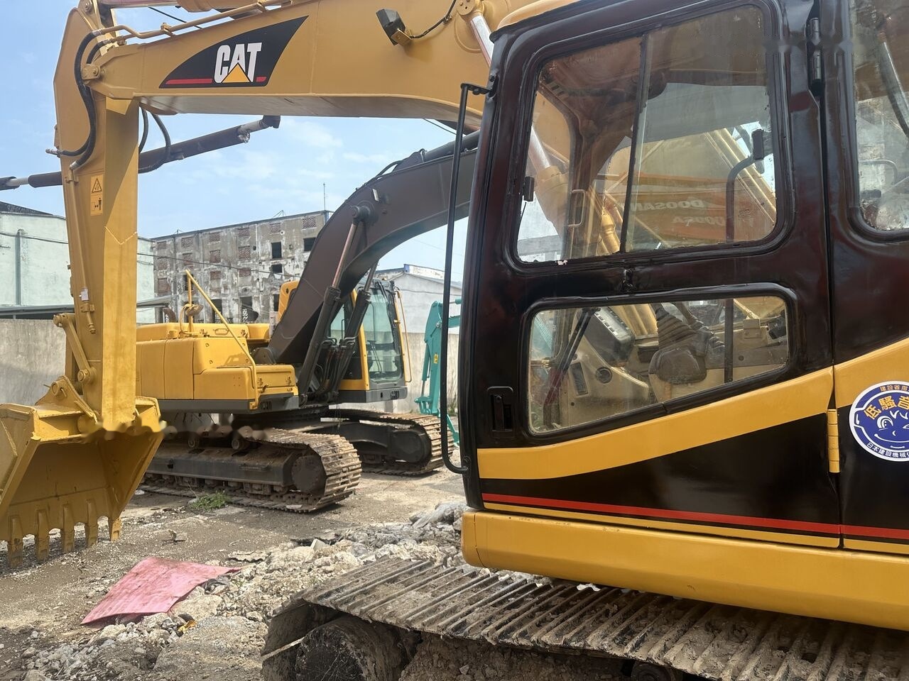 Caterpillar 320B - Crawler excavator: picture 3 Caterpillar 320B - Crawler excavator: picture 3