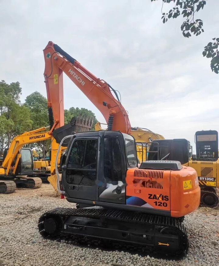 Hitachi ZX120 - Crawler excavator: picture 3 Hitachi ZX120 - Crawler excavator: picture 3