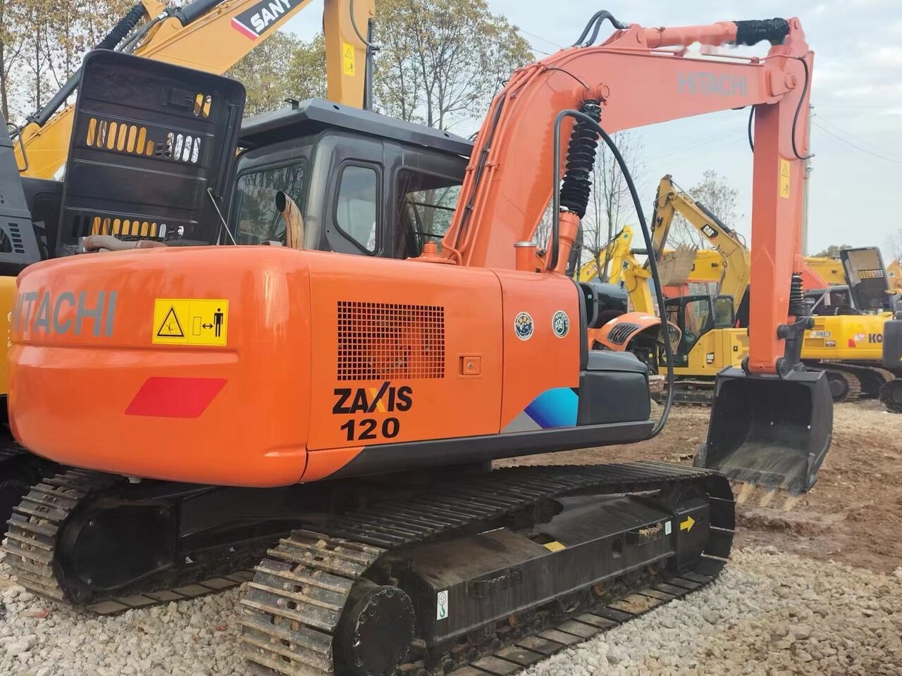 Hitachi ZX120 - Crawler excavator: picture 3 Hitachi ZX120 - Crawler excavator: picture 3