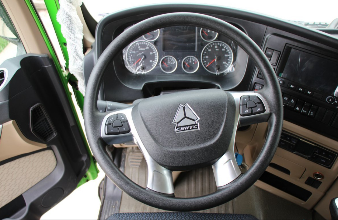 Howo TX460 - Tipper, Crane truck: picture 2 Howo TX460 - Tipper, Crane truck: picture 2