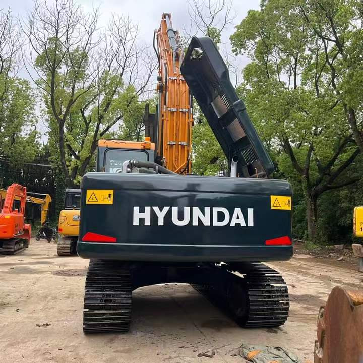Hyundai Robex 220 LC-9S - Crawler excavator: picture 1 Hyundai Robex 220 LC-9S - Crawler excavator: picture 1