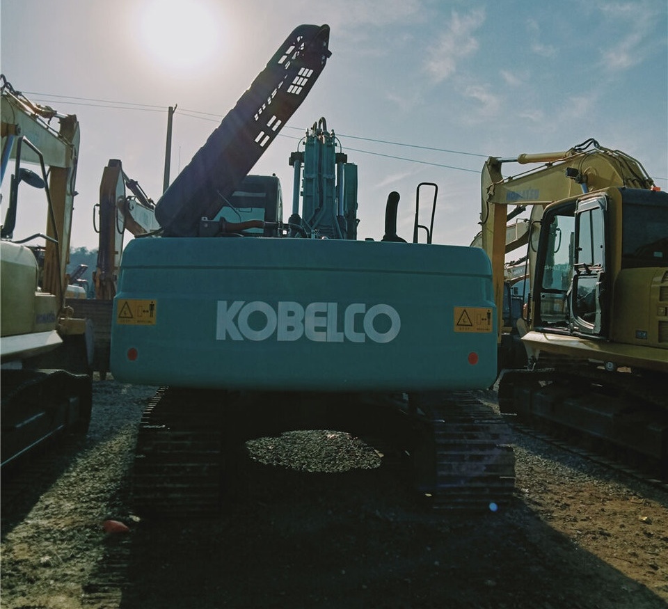 Kobelco SK200D - Crawler excavator: picture 4 Kobelco SK200D - Crawler excavator: picture 4