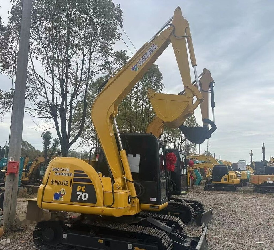 Komatsu PC70 - Mini excavator: picture 2 Komatsu PC70 - Mini excavator: picture 2