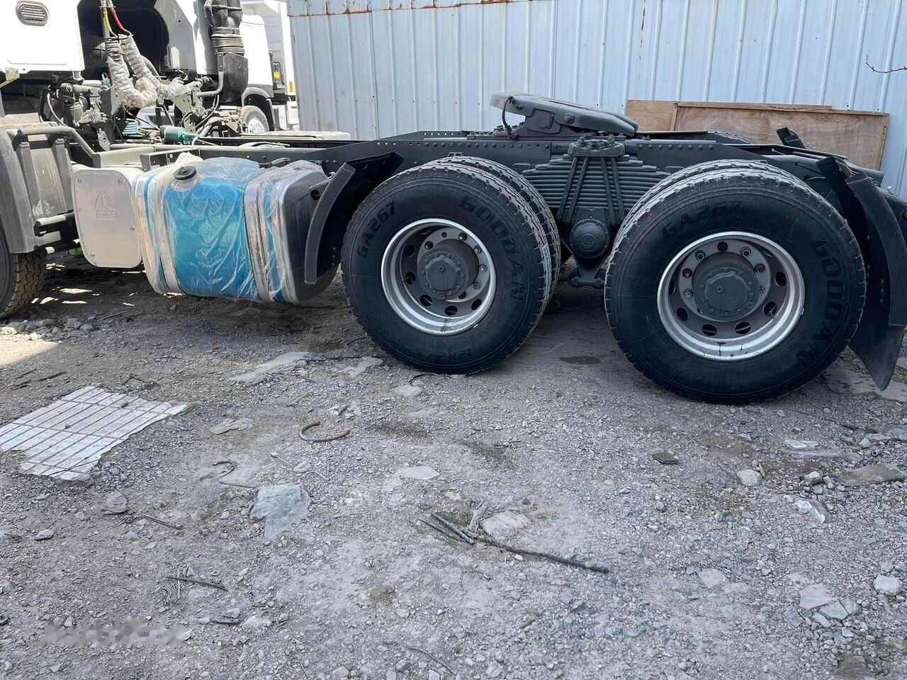 Tractor unit Howo Used 371 6X4: picture 6