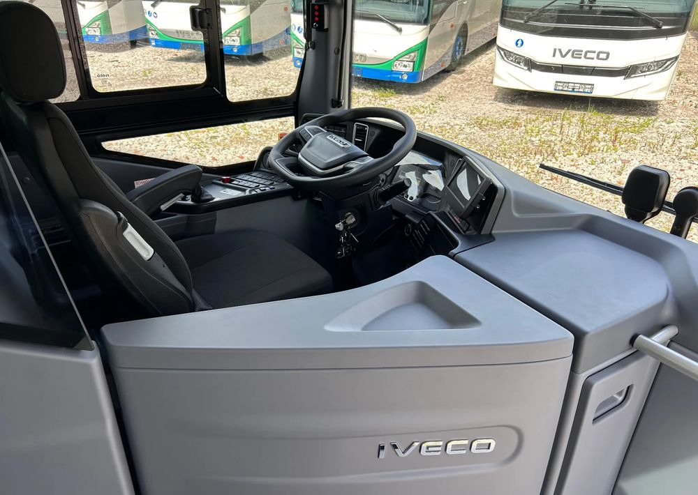 New City bus Iveco Crossway LE: picture 12