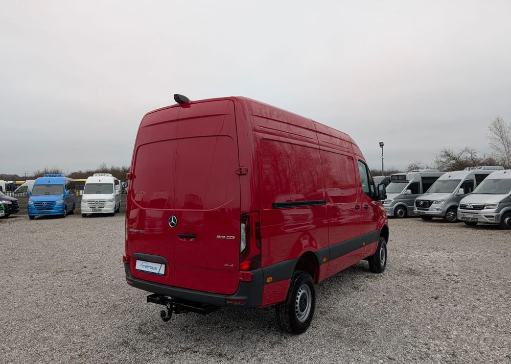 Mercedes-Benz Sprinter 319 - Panel van: picture 5 Mercedes-Benz Sprinter 319 - Panel van: picture 5