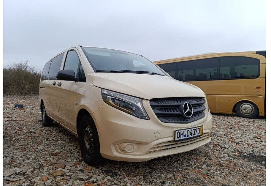 Mercedes-Benz Vito Tourer - Passenger van: picture 1 Mercedes-Benz Vito Tourer - Passenger van: picture 1